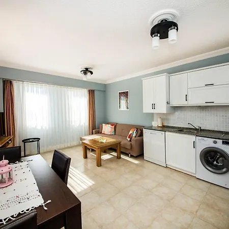 Cozy House With Impressive View And Shared Pool In Yalikavak, Bodrum דירה יאליקאבאק