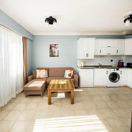 Cozy House With Impressive View And Shared Pool In Yalikavak, Bodrum דירה